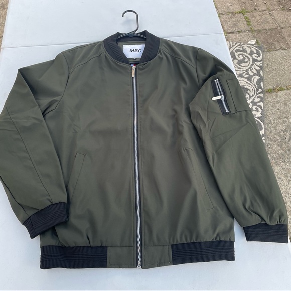 Men's Spring Fall Casual Thin Bomber Jacket Lightweight Sportswear Full-Zip Coat - Picture 2 of 7